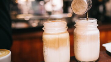 How do you order a macchiato?