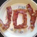 How do you spell bacon in French?