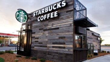 How do you use curbside pickup on Starbucks app?