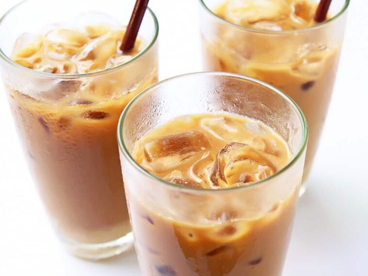 How does Vietnamese iced coffee work?