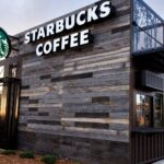 How does curbside pickup work at Starbucks?