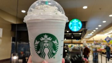 How long does Starbucks birthday reward last?