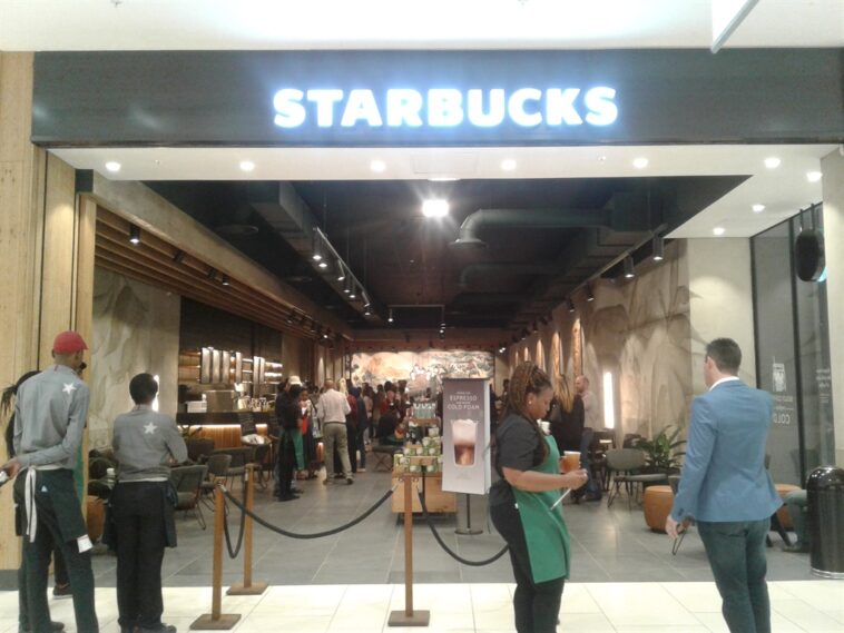How many Starbucks are there in South Africa?