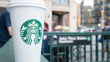 How many Starbucks are unionized?