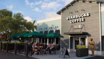 How many Starbucks locations are in Florida?