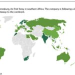 How many Starbucks reserves are there in USA?