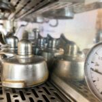 How many bars of pressure is good for espresso?