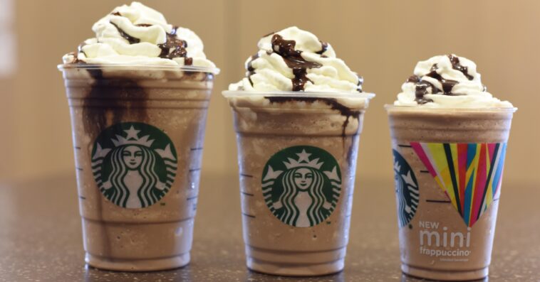 How many calories are in a Starbucks Cookies and Cream Frappuccino?