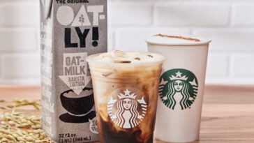 How many calories are in a Starbucks latte with oat milk?