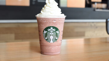 How many calories are in a grande Vanilla Frappuccino from Starbucks?