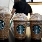 How many calories are in a large cookie crumble frappuccino from Starbucks?