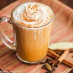 How many calories are in a large skinny chai tea latte?