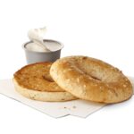 How many calories are in a multigrain bagel from Starbucks?