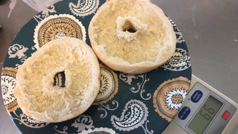 How many calories are in a plain bagel from Starbucks?