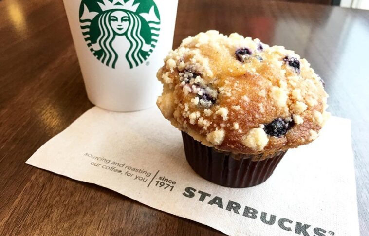 How many calories in a blueberry muffin from Starbucks?