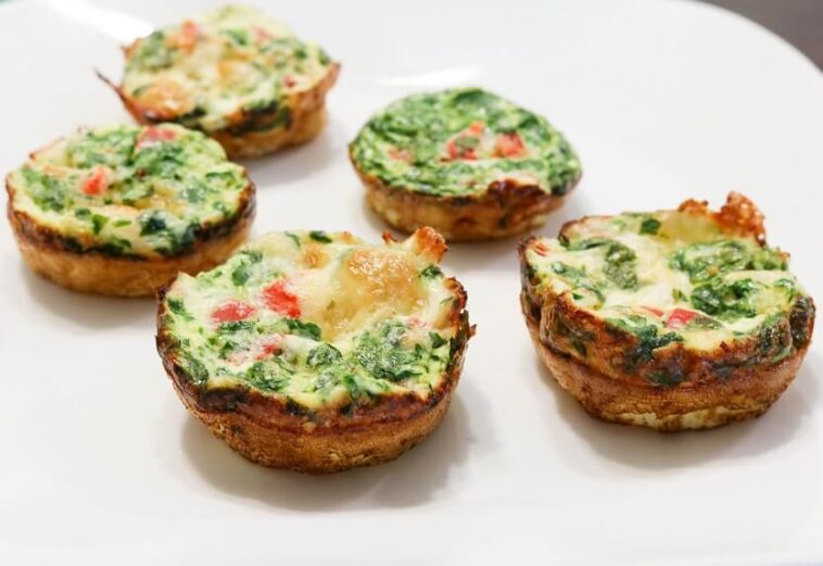 How many carbs are in Egg White egg bites from Starbucks?