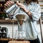 How many independent coffee roasters are there in the UK?