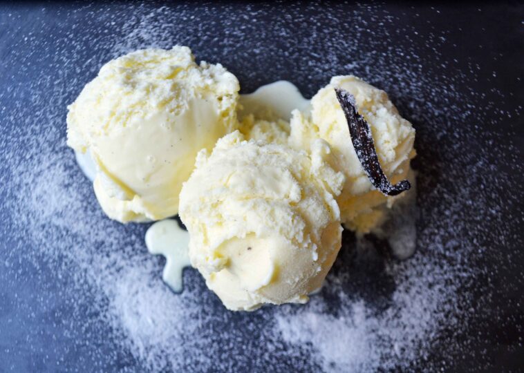 How many pumps of vanilla are in sweet cream?