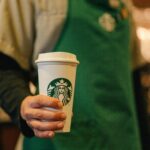 How much Starbucks pay an hour?