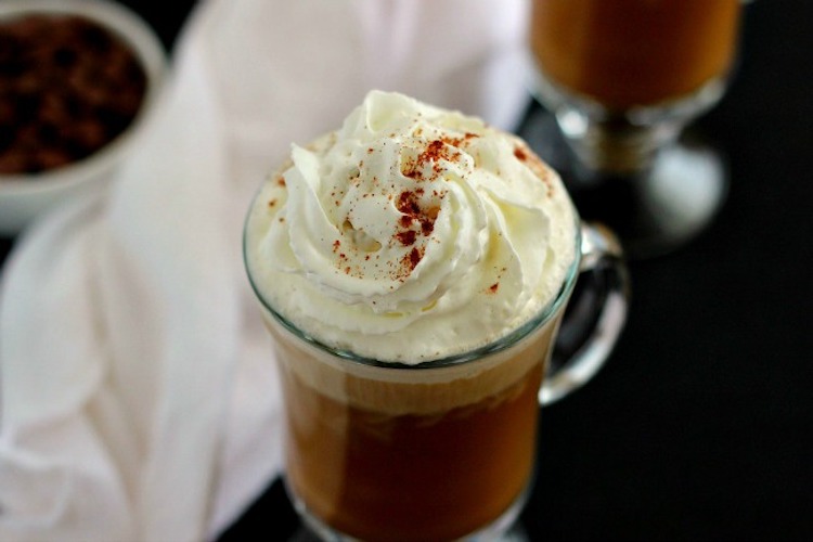 How much caffeine is in a 7 Select iced cappuccino?