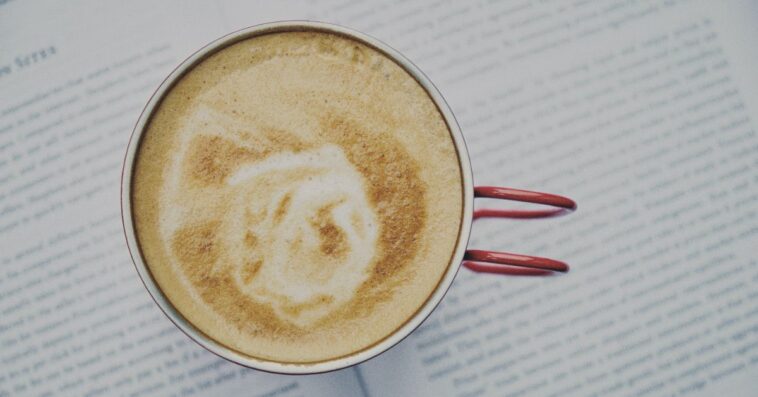 How much caffeine is in a half caff Grande?