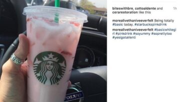 How much sugar is in a Trenta pink drink?