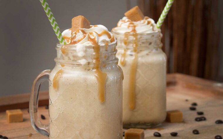 How much sugar is in a iced caramel macchiato?