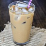 How much sugar is in a iced vanilla latte?