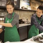 How strict is Starbucks dress code?