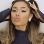 Is Ariana Grande a billionaire?