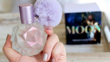 Is Ariana Grande perfume long lasting?