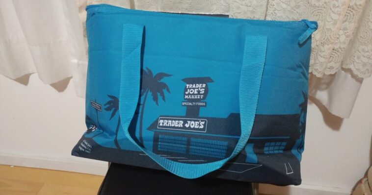 Is Box of Joe insulated?