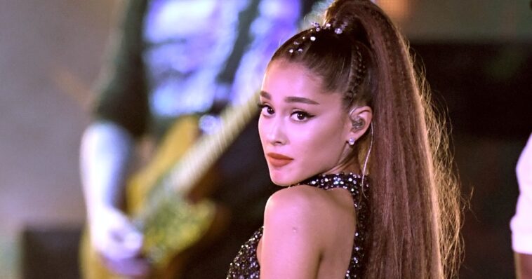 Is Grande Arianas last name?