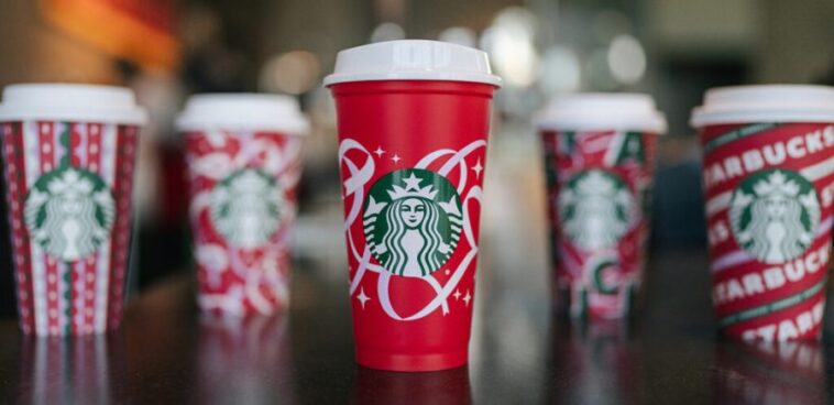 Is Starbucks giving red cups 2021?