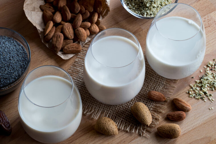 Is Starbucks keto almond milk?