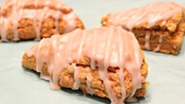 Is Starbucks spiced apple drizzle vegan?