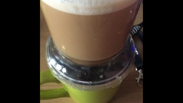 Is a vanilla latte hot or cold?