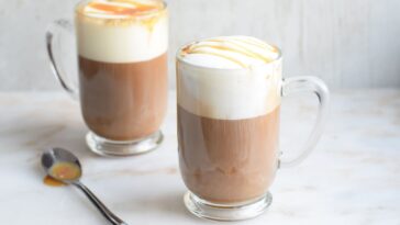 Is caramel macchiato hot or cold?