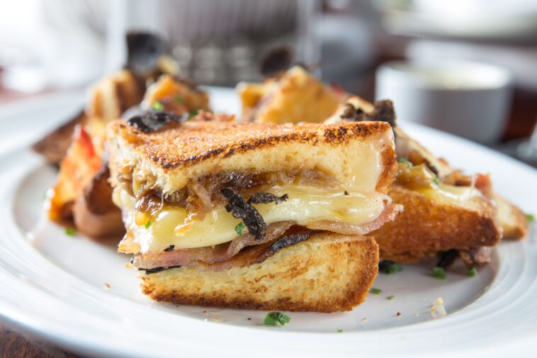 Is food expensive in NYC?