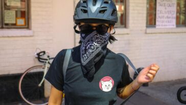 Is it mandatory to wear a mask outside in NYC?