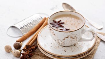 Is there coffee in a vanilla chai latte?