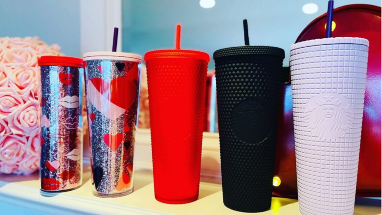 What day is Starbucks giving away holiday cups 2021?