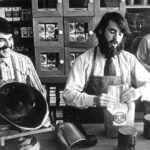 What did Starbucks sell in 1971?