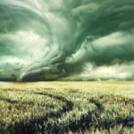 What do clouds look like before a tornado?