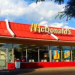 What do you say when you greet a customer Mcdonalds?