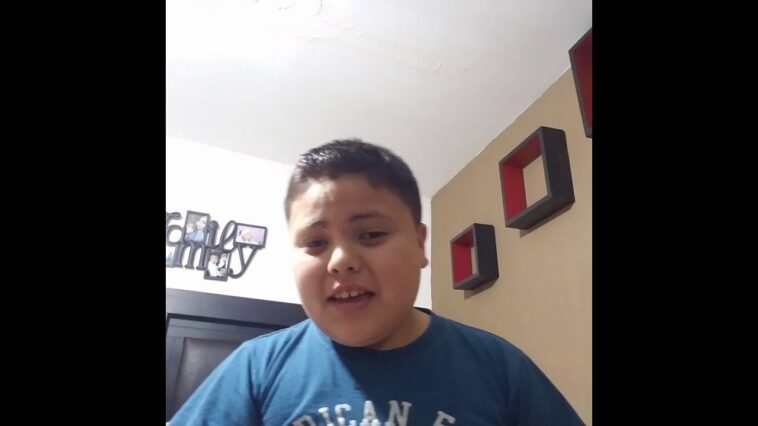 What does Hola estan todos?