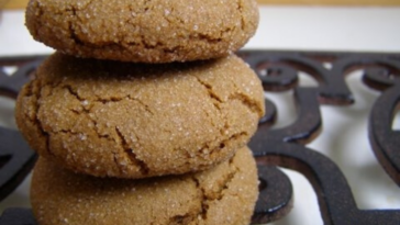 What does Starbucks sugar cookie taste like?