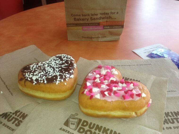 What is Cupid's Choice donut?