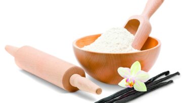 What is Watkins vanilla powder used for?