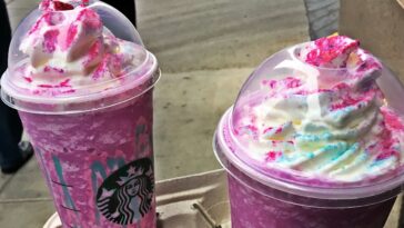 What is a good fruity drink from Starbucks?